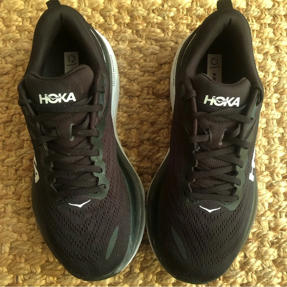 Hoka Bondi 8 Black/White Running Shoes 1127952-BWHT. Size 8.5 B
